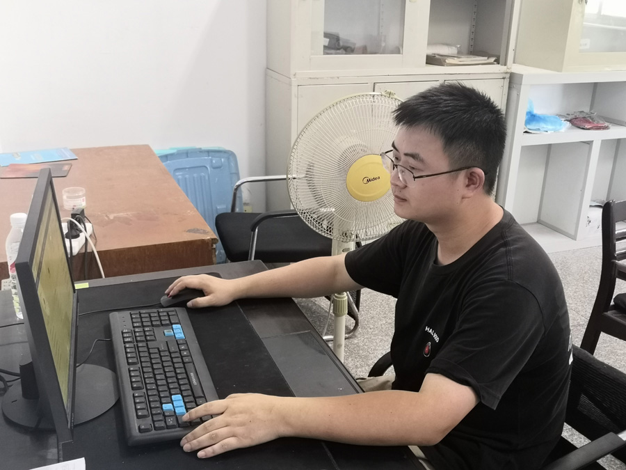 2022年度乐天使优秀科技奋斗者——雷智斌